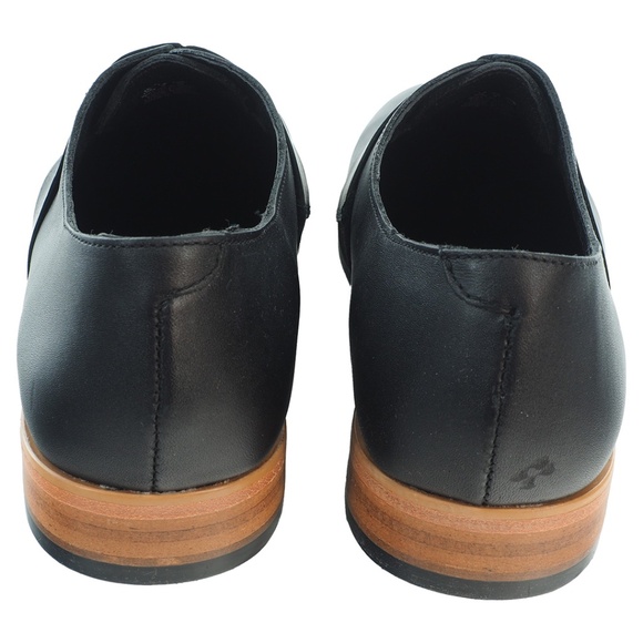 Wolverine Women's Olive Leather Loafer - Picture 9 of 10